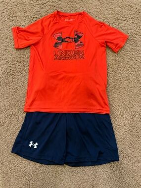 Under Armour Shirt and Short Set